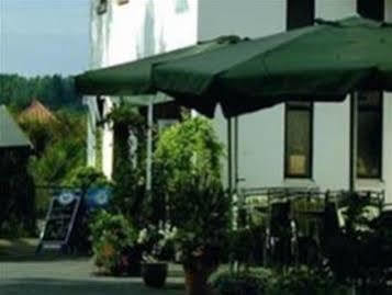 Hotel- Landgasthof Baumhof-Tenne Марктхайденфельд Экстерьер фото